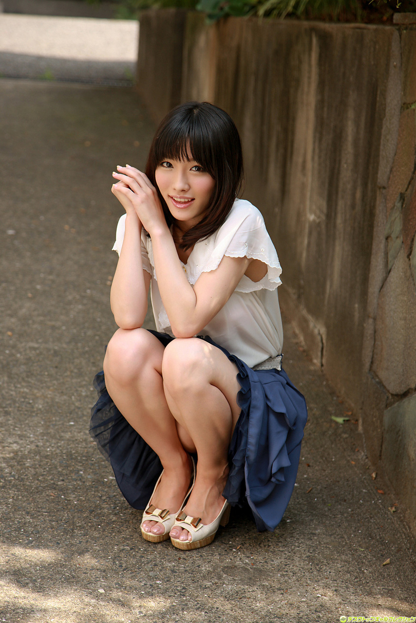 Anna Konno Pies