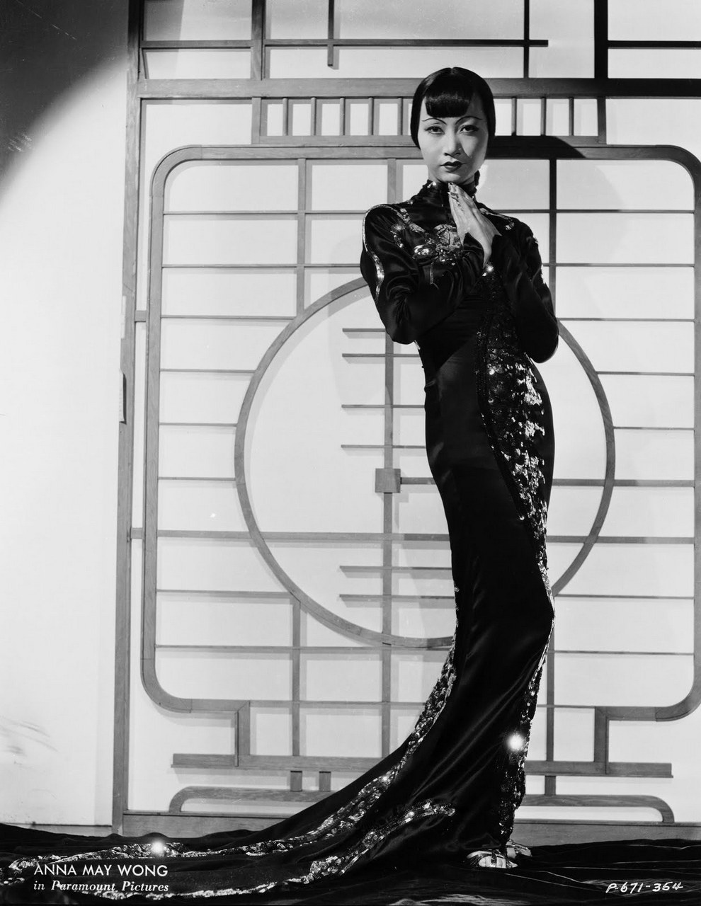 Anna May Wong Pies