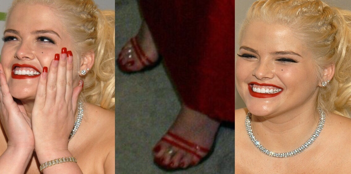 Anna Nicole Smith Pies