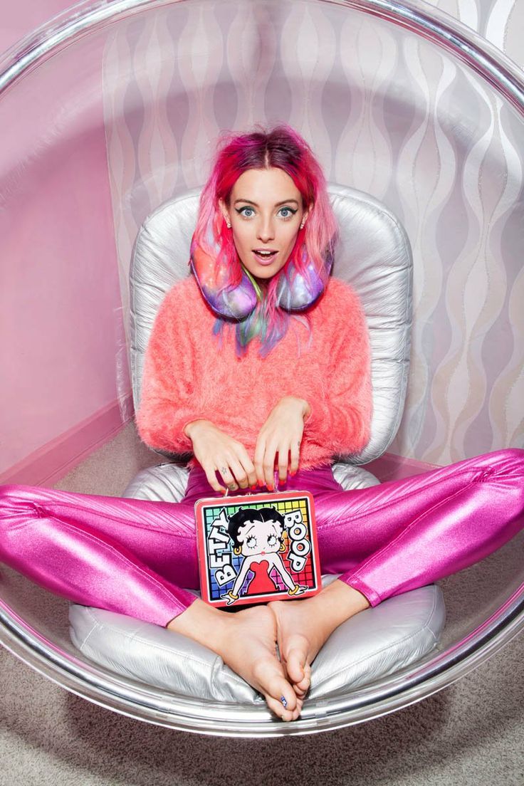 Chloe Norgaard Pies