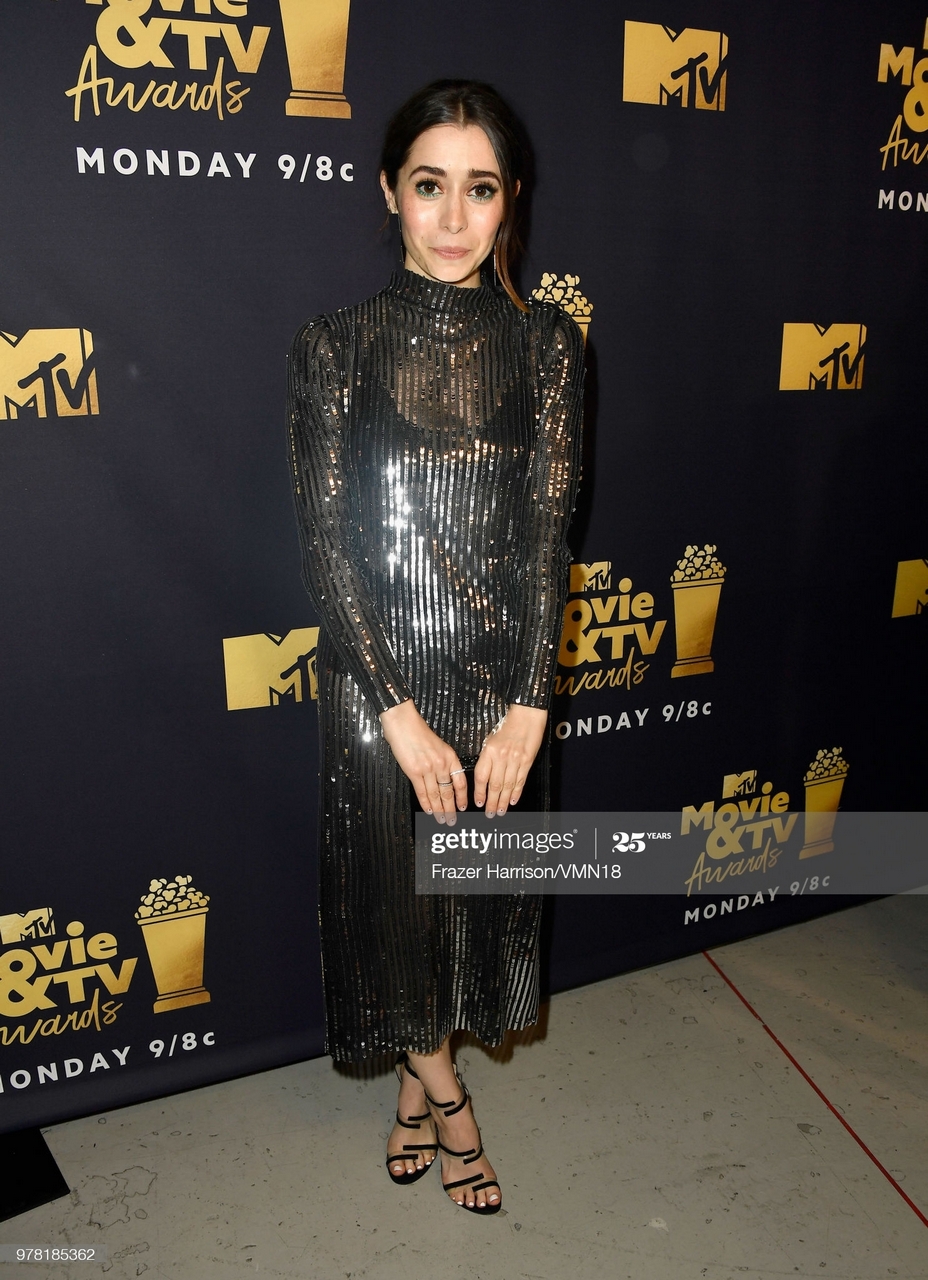 Cristin Milioti Pies