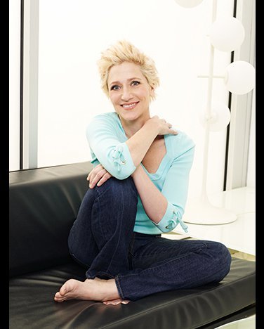 Edie Falco Pies