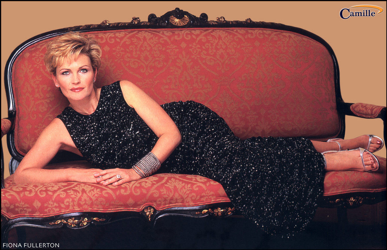 Fiona Fullerton Pies