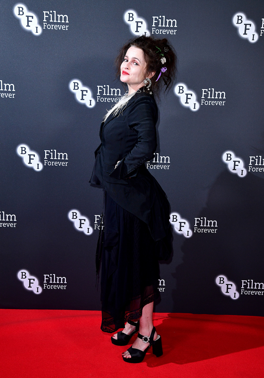 Helena Bonham Carter Pies