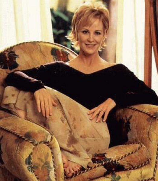 Joanna Kerns Pies