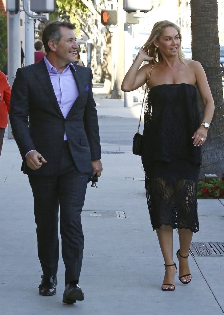 Kym Johnson Herjavec Pies