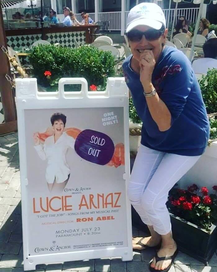 Lucie Arnaz Pies