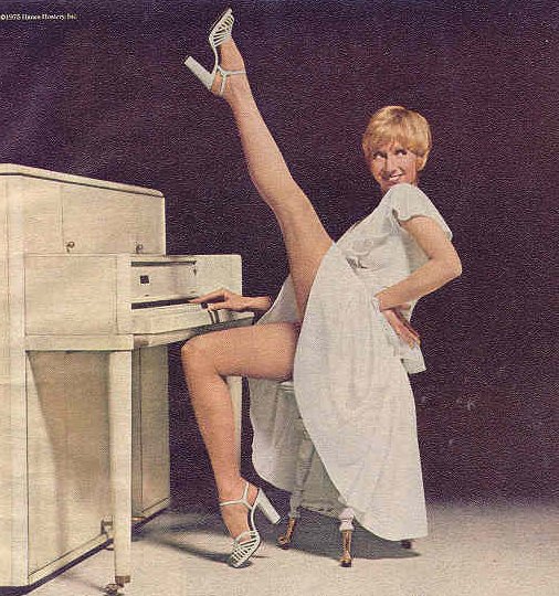 Sandy Duncan Pies