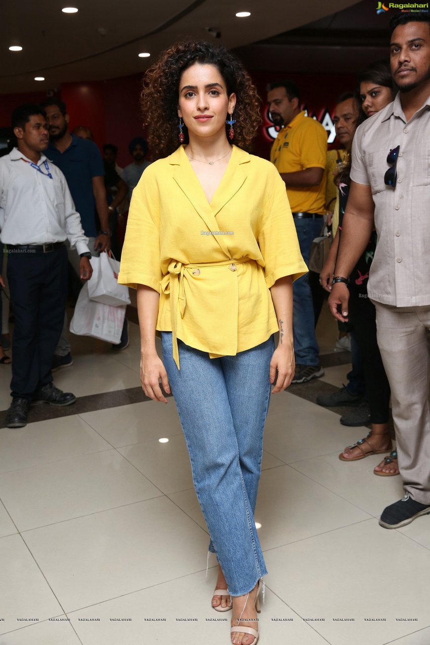 Sanya Malhotra Pies