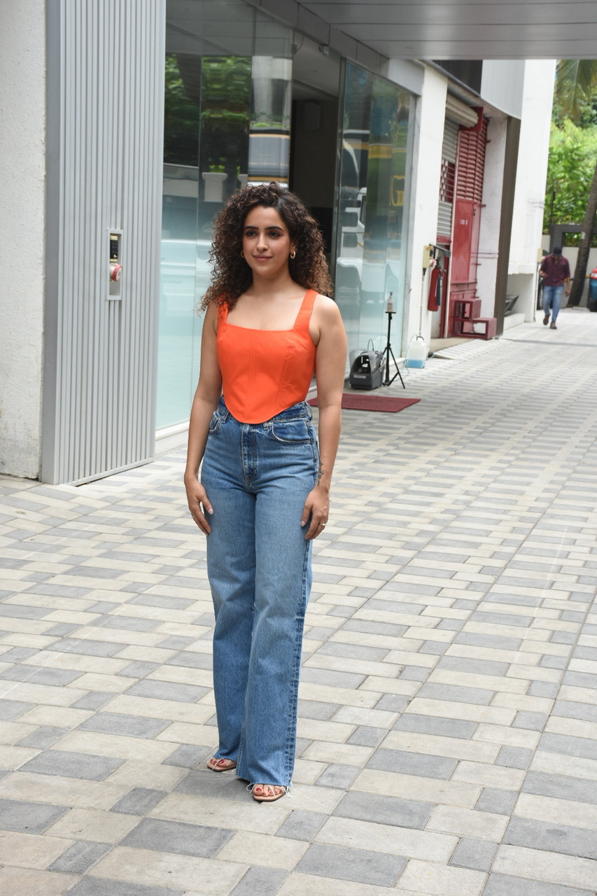 Sanya Malhotra Pies