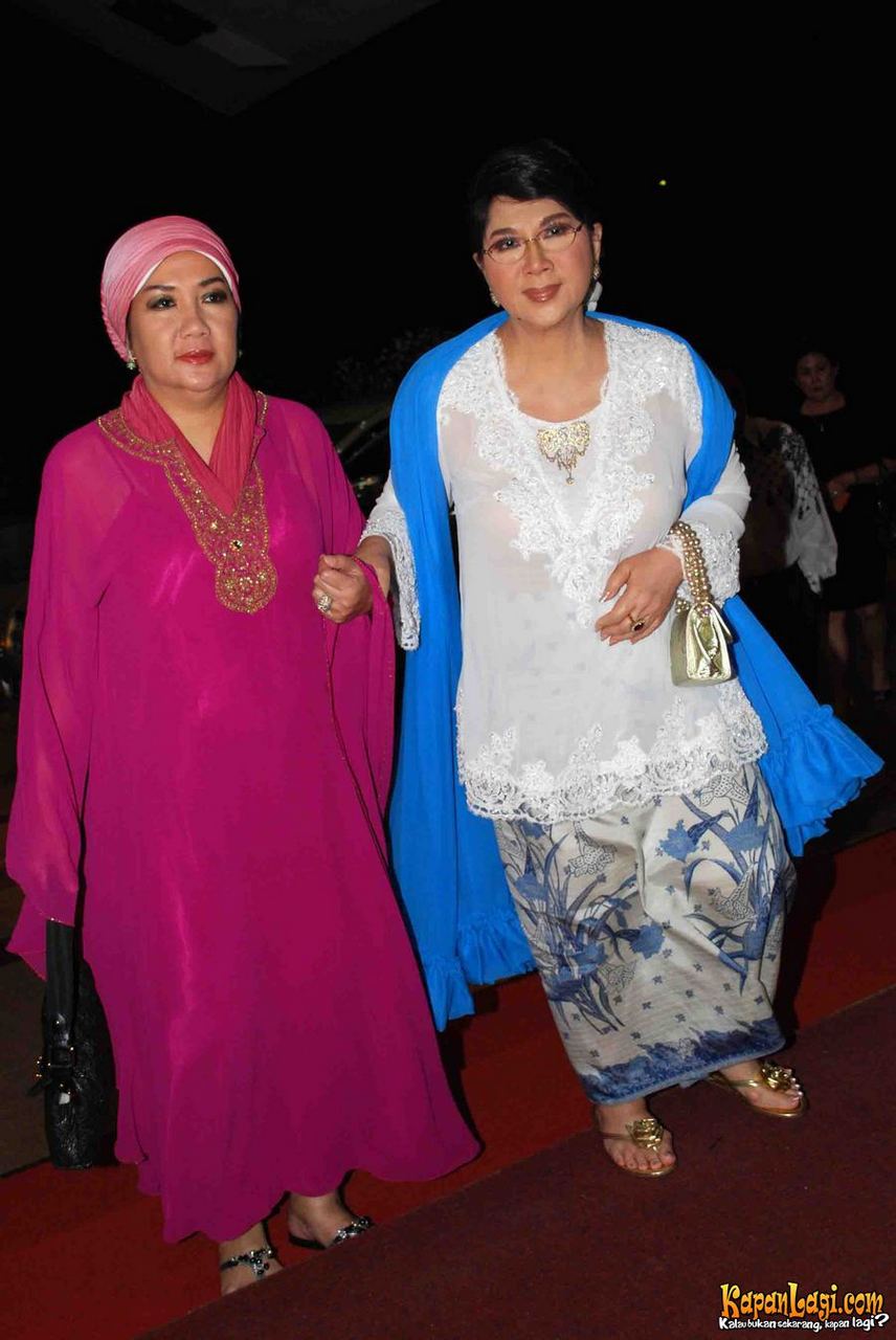 Titiek Puspa Pies