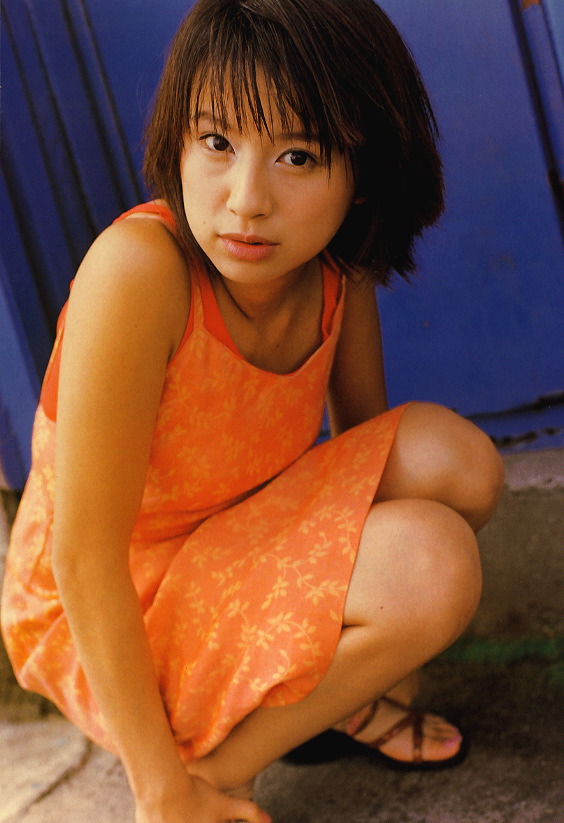 Ami Suzuki Pies