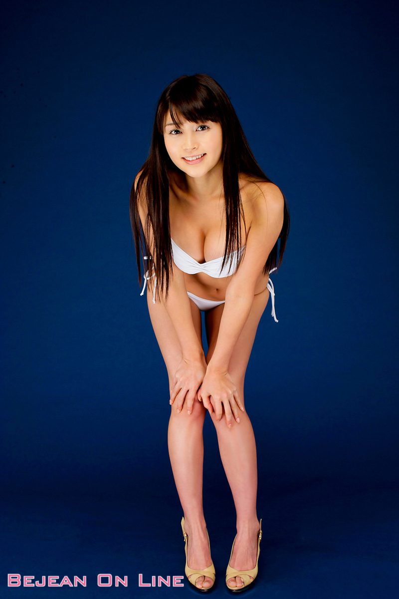 Ayumi Takahashi Pies