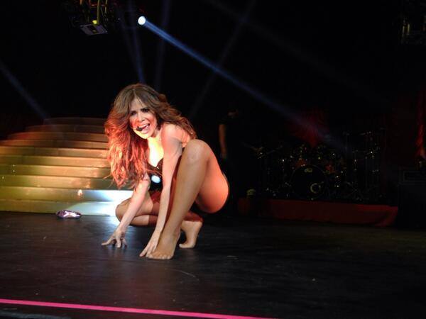 Gloria Trevi Pies