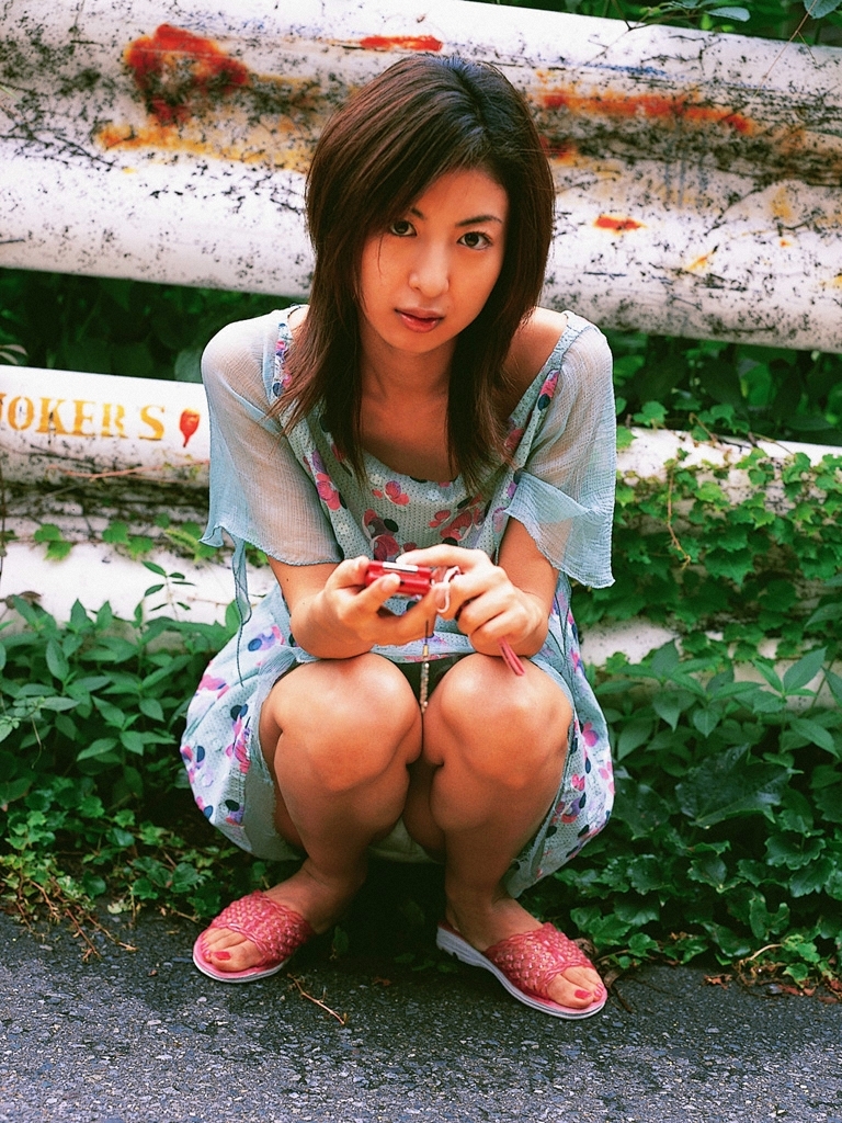 Mariko Ookubo Pies