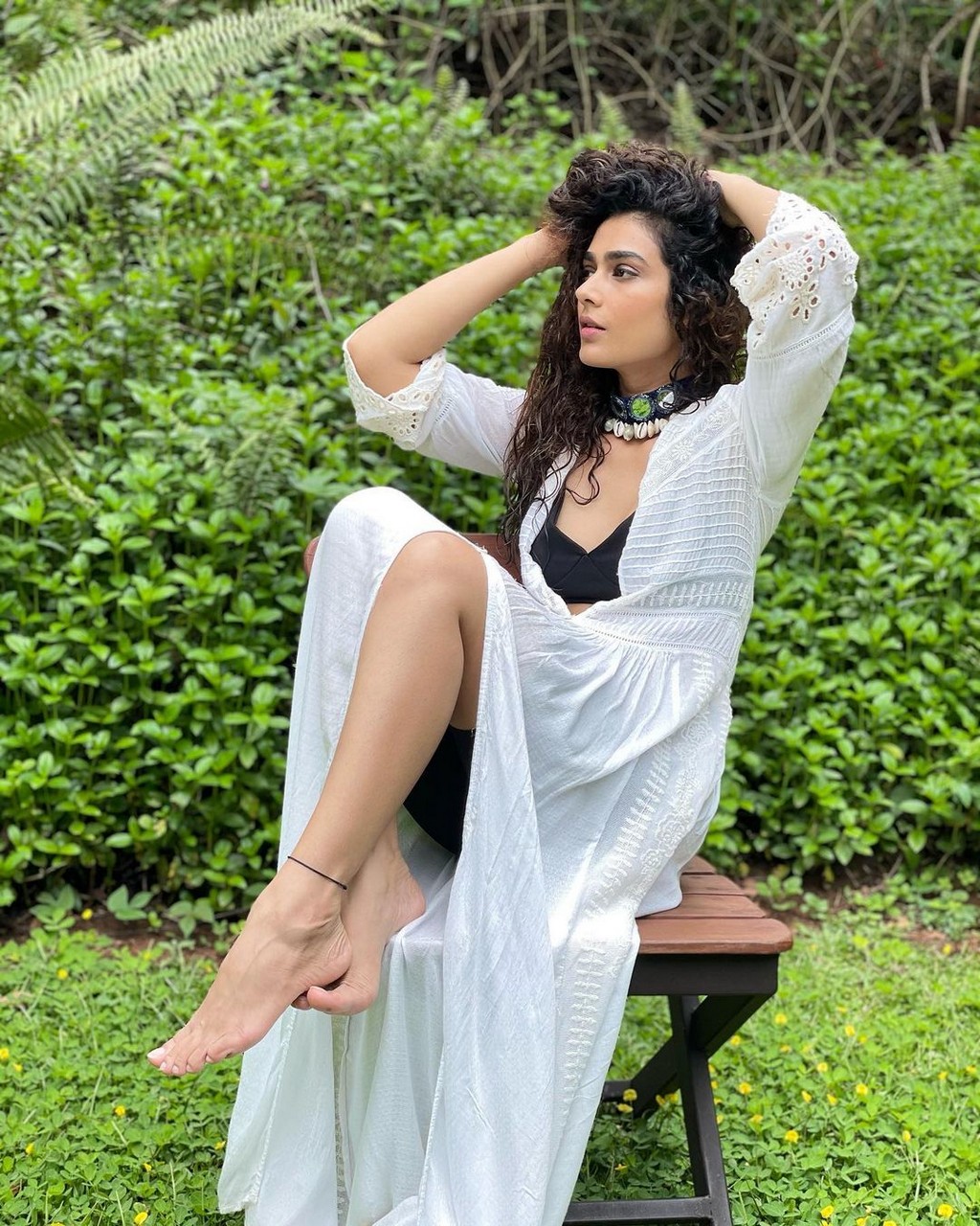 Aakanksha Singh Pies