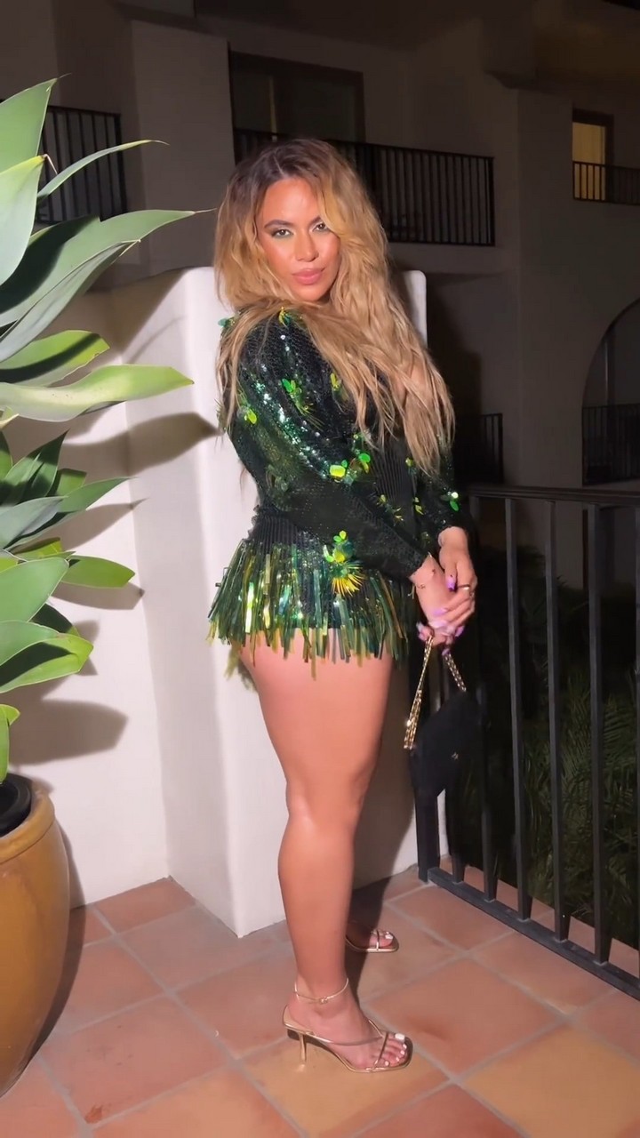 Dinah Jane Pies