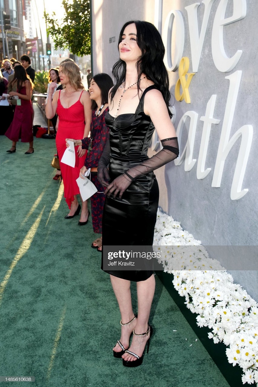 Krysten Ritter Pies