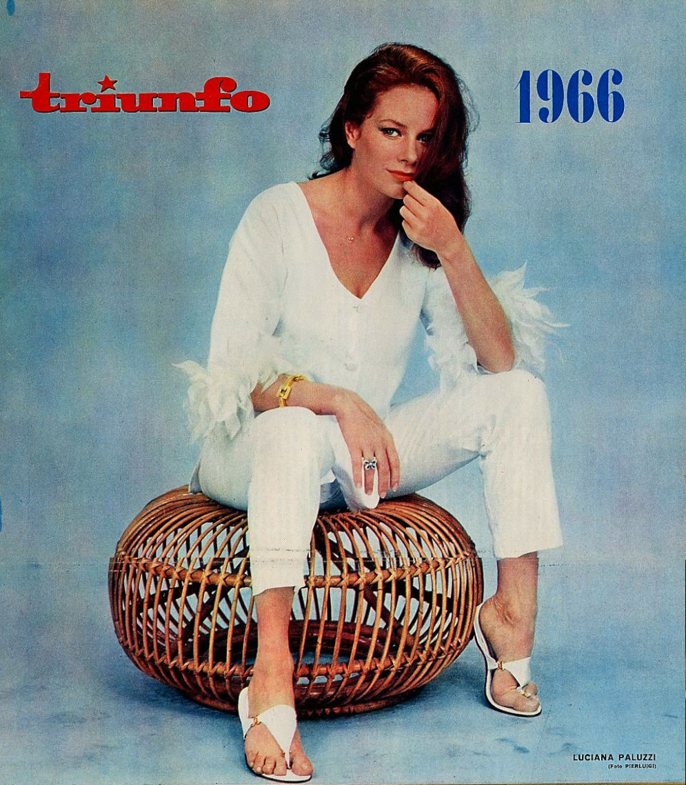 Luciana Paluzzi Pies