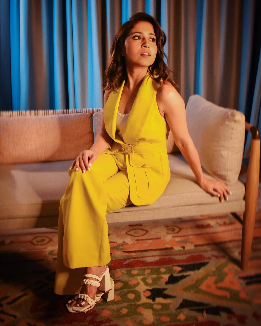 Shweta Tripathi Pies